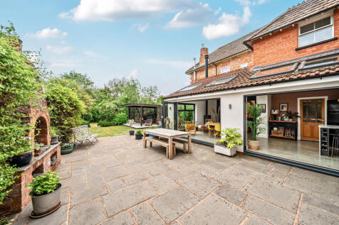 Rear Patio Area