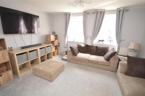 Lounge/Bedroom 4