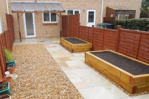 Rear garden pic 3