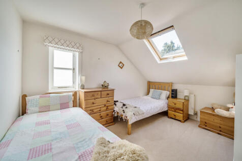 1333035-27-68922c...