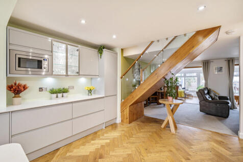 1365820-16-68ee1e...