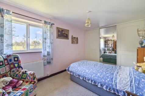 1359596-7-68d6a79...