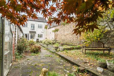 1370814-5-68f7726...