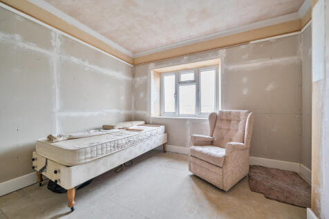 1370814-21-68f782...