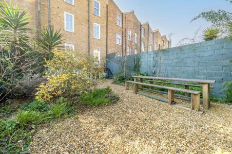 Property Image 9