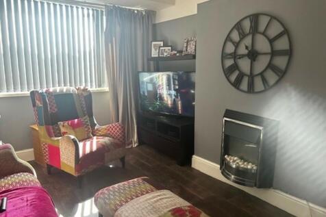 Lounge 1