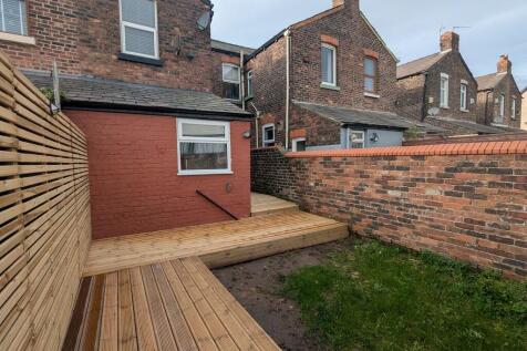 PXL_20251105_1205...