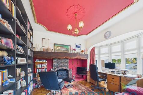 CAM01870G0-PR0161...