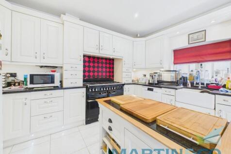 CAM01870G0-PR0161...