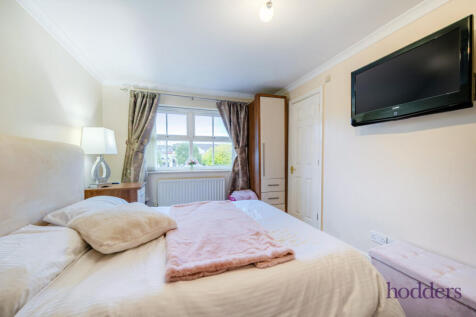 5c56ca18-8798-440...