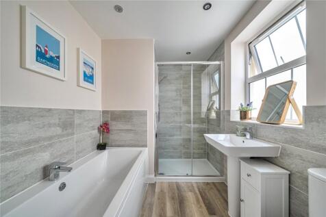 Master En-Suite