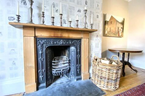 Sitting Rm Fireplace