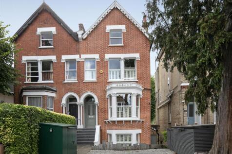 35 Underhill Road.jpg