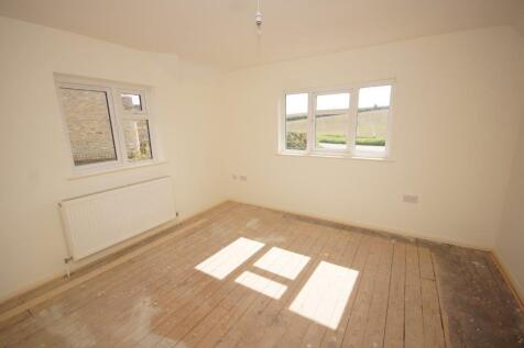 Barley Beans - Bedroom 1.jpg
