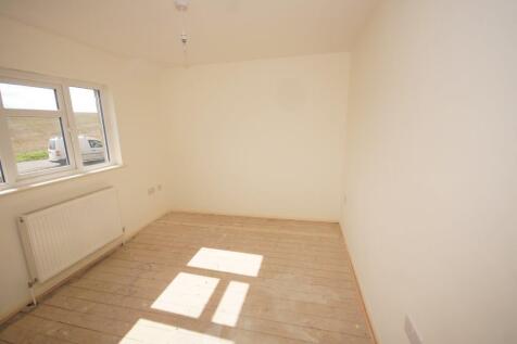 Barley Beans - Bedroom 2.jpg