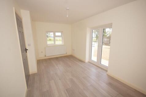 Barley Beans - Bedroom 4 or dining room.jpg