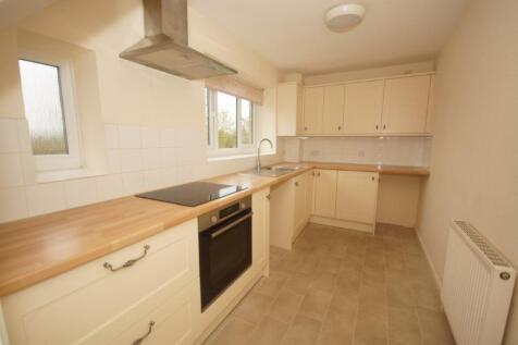 1 Green Drive - Kitchen.jpg