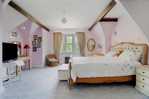 Flat 5 - Bedroom 2
