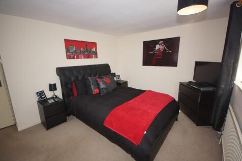 15 Wright Road - Master Bedroom.JPG