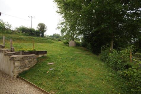 2 Hinton Farm Cottages - Garden 1.jpg