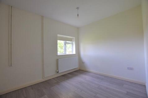 Plovers - Ground Floor Bedroom, Study or Family Ro