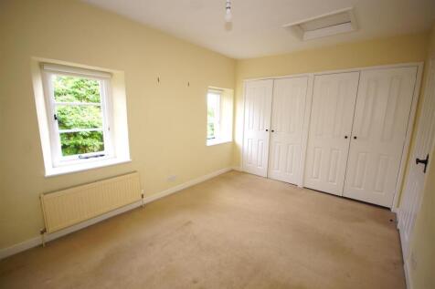 2 Slaughter FC - Bedroom 2.JPG