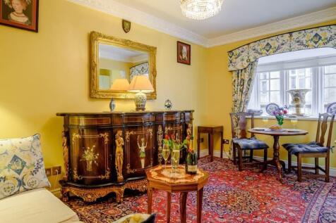 20 Sherborne House - Sitting Room 2.jpg