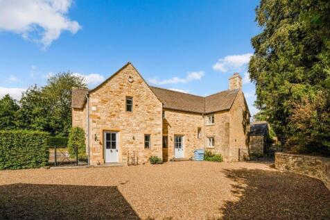 September Cottage - Front of House.jpg
