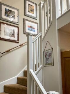 Bourne Cottage - Stairs