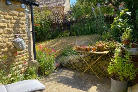 Bourne Cottage - Garden