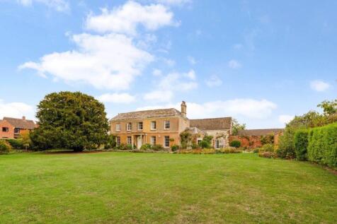 Longcot House - Formal Garden.jpg