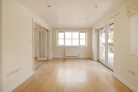 Cotsview - Dining Room.jpg