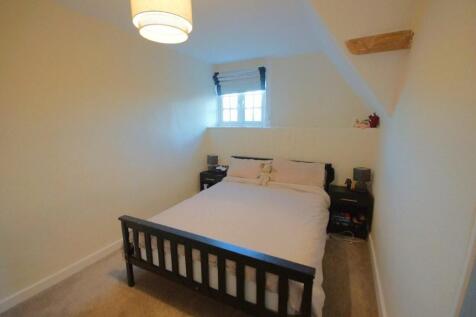 2 Manor Farm Cottages - Bedroom.jpg