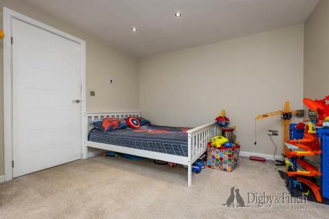 Bedroom 5 - Ground Floor
