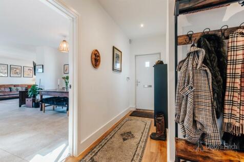 21 Top Lock Meadows -04.jpg