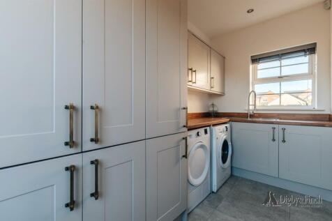 21 Top Lock Meadows -26.jpg