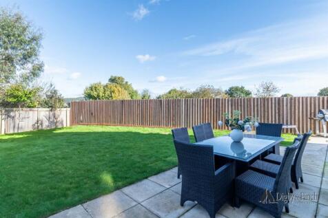 21 Top Lock Meadows -70.jpg