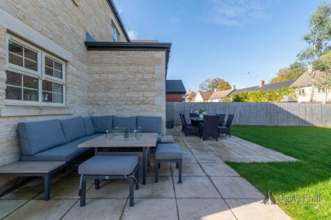21 Top Lock Meadows -72.jpg