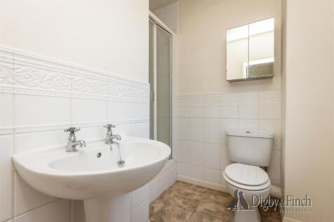 Ensuite to Principal