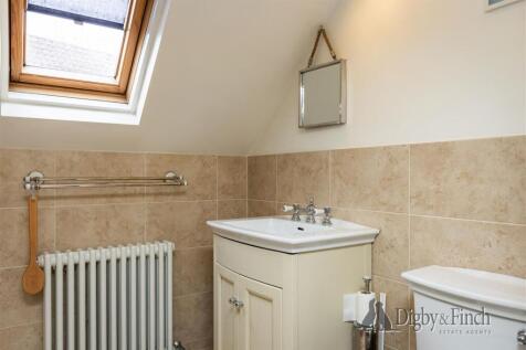 Principal Bedroom - Ensuite
