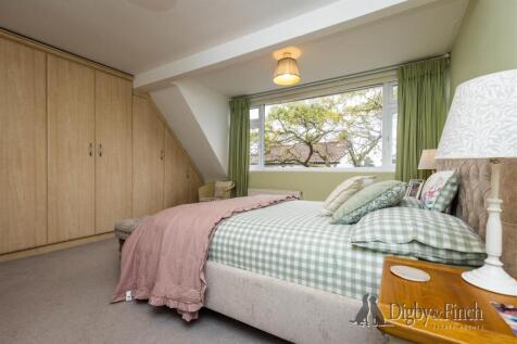 2nd Bedroom
