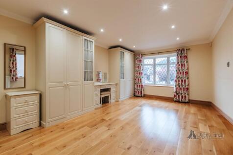 11 Exeter Gardens