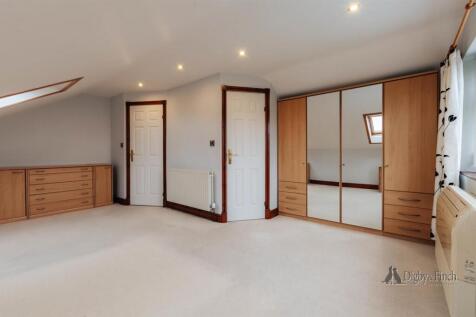 11 Exeter Gardens