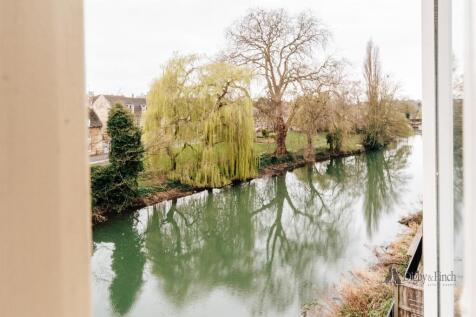 Riverside Place