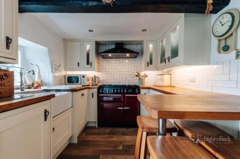 24 King Edward's Way -17.jpg