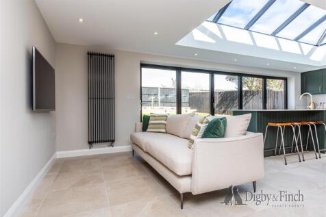 19 Stirling Road, Stamford, PE9 2XF-20watermarked.