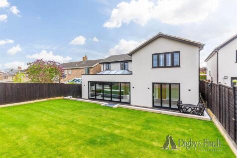 19 Stirling Road, Stamford, PE9 2XF-7watermarked.j