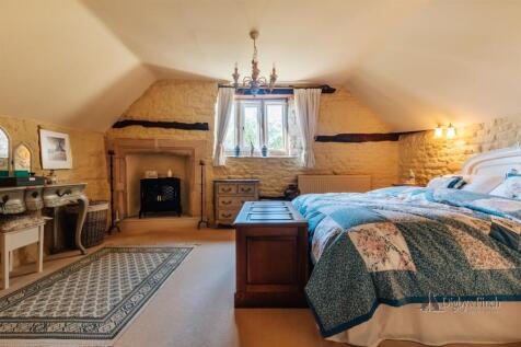 Peacocks Cottage -22.jpg