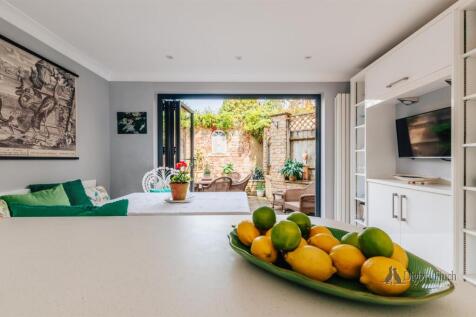 Coulston House-07.jpg