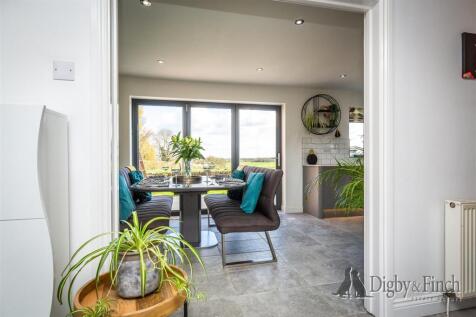 8 Farriers Way, Carlby, PE9 4NG-24.jpg